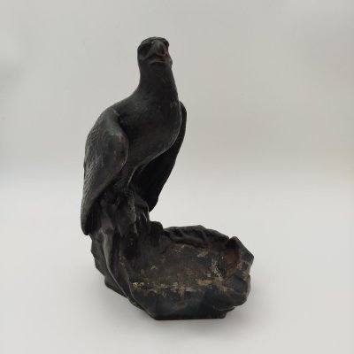 купить Пепельница, украшенная скульптурой орла, чугун, крашение, Свердловский чугунолитейный завод, СССР, 1956-1962 гг.