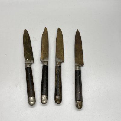 купить Набор из 4 фруктовых ножей с деревянными рукоятями, латунь, серебрение, дерево, Германия, 1910-1930 гг.