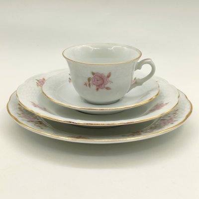 купить Чайный набор (квартет), декорированный изображением цветов, фарфор, деколь, золочение, Thun (Тун), Чехословакия, 1970-1992 гг.