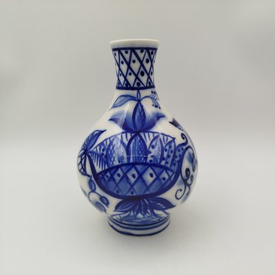 купить Ваза для цветов "Синий узор", автор рисунка Городецкий В.М., фарфор, роспись, Ленинградский фарфоровый завод (ЛФЗ), СССР, 1960-1970 гг.