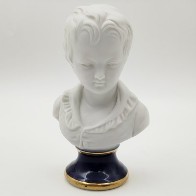 купить Бюст "Александр Броньяр" ("Мальчик") по мотивам одноименного произведения Жана Антуана Гудона, фарфор, крытье, золочение, Азия, 1990-2000 гг.