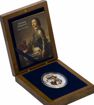 купить Ниуэ 5 долларов 2014 "Пётр I" в подарочной коробке, с сертификатом