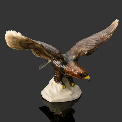 купить Скульптура "Орел с раскрытыми и поднятыми вверх крыльями", Schafer & Vater, фаянс, роспись, Германия, 1950-1962 гг.