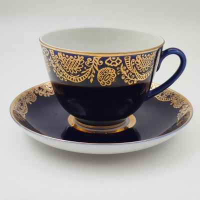 Купить Пара чайная "Золотой фриз", фарфор, крытье кобальтом, Ленинградский фарфоровый завод (ЛФЗ), СССР, 1960-1970 гг.