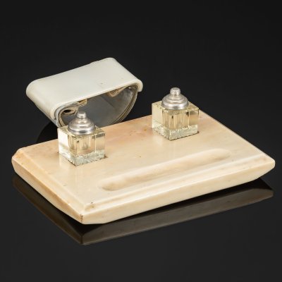 купить Чернильный прибор с двумя чернильницами и пресс-папье, стекло, камень, металл, пластик, СССР, 1940-1960 гг.