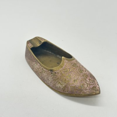 купить Пепельница в виде восточной туфли, латунь, эмаль, Индия, 1970-1990 гг.