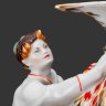 Купить Статуэтка «Иван-Царевич и Жар-Птица», скульптор Якимова Г. П., автор росписи  Лупанова Е. Н., фарфор, роспись, золочение, Ленинградский фарфоровый завод (ЛФЗ), СССР, 1970-1986 гг.