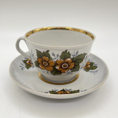 купить Чайная пара с цветочным декором, фарфор, деколь, золочение, Рижский фарфорово-фаянсовый завод, СССР, 1970-1980 гг.
