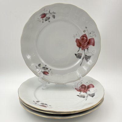 купить Набор из 4-х обеденных тарелок с изображением розы, фарфор, деколь, золочение, Karolina (Фарфоровая мануфактура «Каролина», Польша), Польша, 1980-1990 гг.