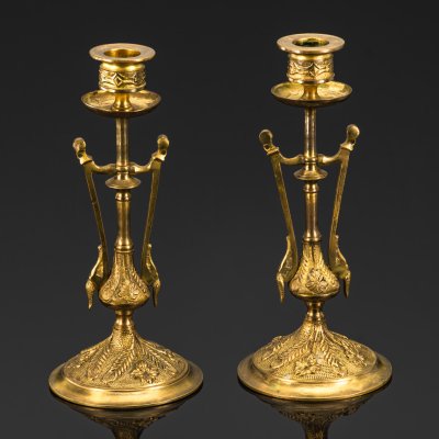 купить Подсвечники парные с растительным декором на основании, металл, литье, Западная Европа, 1900-1930 гг.