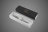 Купить Шариковая ручка Parker Jotter XL SE20 Monochrome в подарочной упаковке, цвет: Grey, стержень Mblue, Металлы: металл, нержавеющая сталь, 2026 г.
