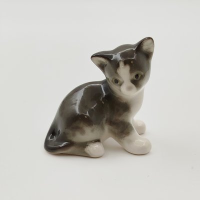 купить Статуэтка "Котенок Парамоша", скульптор А.П. Трофимова, фарфор, роспись, аэрография, СССР, 1980-1990 гг.