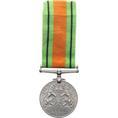 купить Медаль обороны Британского содружества, мельхиор, медальер Хамфри Пэджет (под обрезом шеи), Великобритания, 1940-1950 гг.