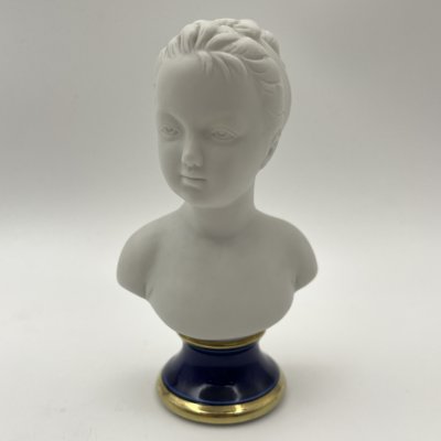 купить Бюст "Луиза Броньяр" ("Девочка") по мотивам одноименного произведения Жана Антуана Гудона, фарфор, крытье, золочение, Азия, 1990-2000 гг.