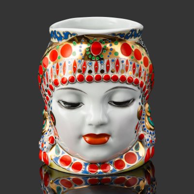 купить Кружка декоративная "Молоко", скульптор Данько Н.Я., художник Воробьевский А.В., фарфор, роспись, золочение, Ленинградский фарфоровый завод (ЛФЗ), СССР, 1970-1986 гг.