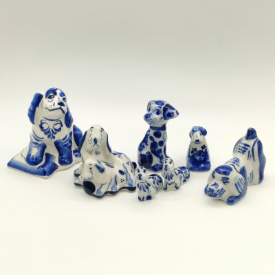 купить Набор из семи статуэток "Собаки", фарфор, роспись, Россия, 1980-2010 гг.