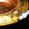 Купить Таз для умывания с двумя керамическими ручками, латунь, медь, керамика, Европа, 1940-1960 гг.