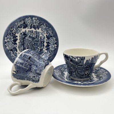 купить Набор из 2-х чайных пар "Old Curiosity Shop", серия "Диккенс", English Ironstone Tableware (EIT), фаянс, деколь, Великобритания, 1980-1990 гг.