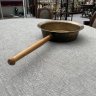 Купить Таз с ручкой для варки варенья, латунь, дерево, Кольчугинский завод цветных металлов, СССР, 1950-1970 гг.