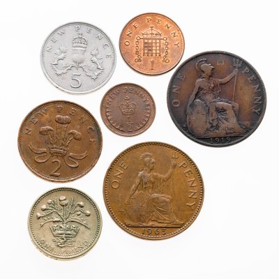купить Великобритания набор 7 монет 1/2, 1 пенни (penny), 2, 5 пенсов (pence), 1 фунт (pound) 1919-2005