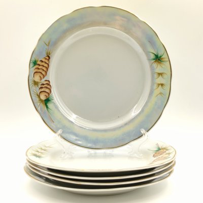 купить Набор обеденных тарелок "Шишки" на 5 персон, фарфор, люстр, роспись, золочение, Коростенский фарфоровый завод (КФЗ), Украина, 1997-2005 гг.