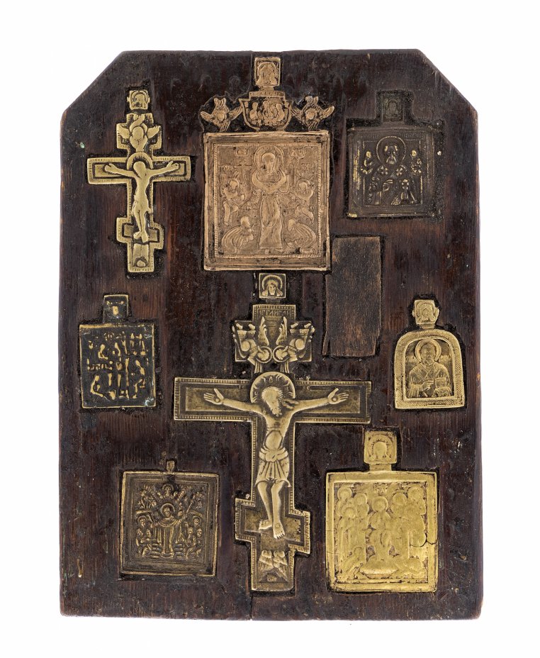 купить Икона с центральным изображением "Спас Всемилостивый" и 7 врезными иконами и крестами, дерево, бронза, литье, Российская Империя, 1750-1790 гг.