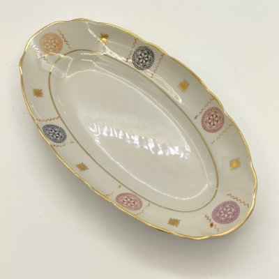 купить Блюдо овальное с орнаментальным декором, фарфор, золочение, Коростенский фарфоровый завод (КФЗ), СССР, 1962-1991 гг.