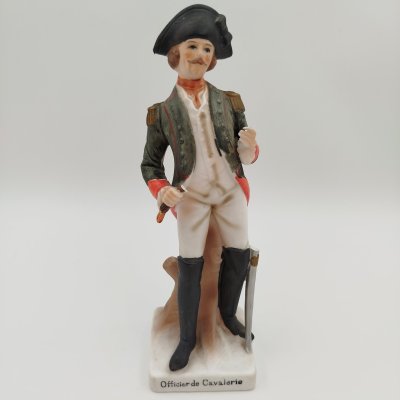 купить Статуэтка "Офицер кавалерии" ("Officier de Cavalerie") из серии "Армия Наполеона", бисквит, роспись, бисквит, роспись, Западная Европа, 1960-1980 гг.