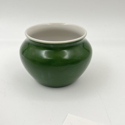 купить Горшочек зеленого цвета (для сметаны или соли), фарфор, крытье, Дмитровский фарфоровый завод (ДФЗ Вербилки), СССР, 1954-1965 гг.