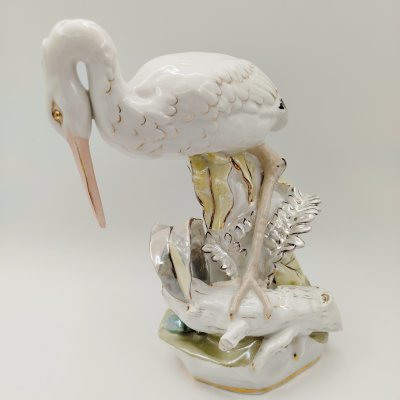 купить Статуэтка "Аист", автор модели Н.П. Пустыгин, автор росписи М.М. Шепелева (Кожина), фарфор, люстр, роспись, золочение, Дулевский фарфоровый завод (Дулёво), СССР, 1959 г.