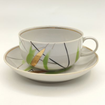 купить Чайная пара из сервиза «Ивушка», автор росписи Яснецов В., форма «Колечко» Гузанов А., фарфор, роспись, золочение, Дулевский фарфоровый завод (Дулёво), СССР, 1964 г.