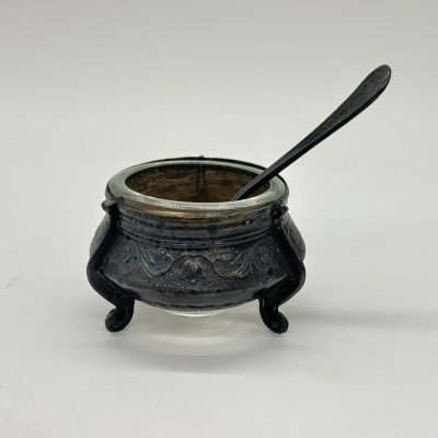 купить Солонка с ложкой, мНЦ (медь-никель-цинк), стекло (вставка), Мстерский завод художественных изделий «Ювелир», СССР, 1965-1990 гг.