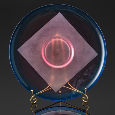 купить Блюдо сине-розового оттенка, цветное стекло, матирование, Швеция, 1950-1970 гг.