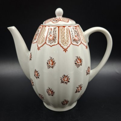 купить Кофейник из сервиза "Фриз", фарфор, деколь, Ленинградский фарфоровый завод (ЛФЗ), Россия, 1992-2001 гг.