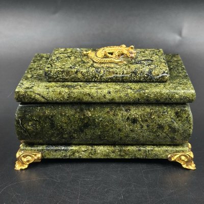 купить Шкатулка "Ящерица", латунь, змеевик, зеркало, Российская Федерация, 2020-2025 гг.
