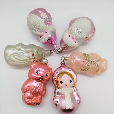 купить Набор из 6 подвесных ёлочных игрушек ("Дед Мороз", "Снегурочка", "Медвежонок") в подборе, стекло, крашение, металл, СССР, 1960-1980 гг.
