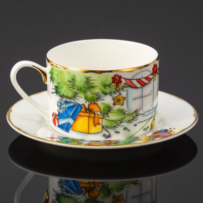 купить Чайная пара "Щелкунчик" (Русский танец), автор Романов Е., художник Бисерова А., фарфор, роспись, золочение, Российская Федерация, 2025 г.