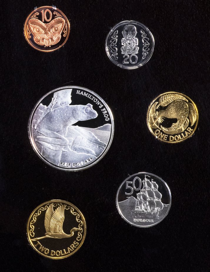 купить Новая Зеландия набор из 6 монет  2008 "Набор циркуляционных монет пруф лягушка Гамильтона" в оригинальном футляре с сертификатом