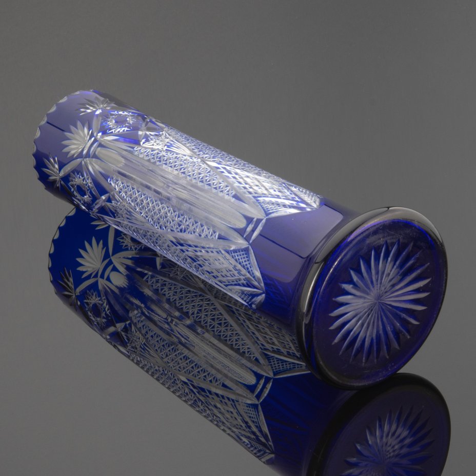 Ваза для цветов, строгой лаконичной формы, хрусталь, рисунок алмазной ...