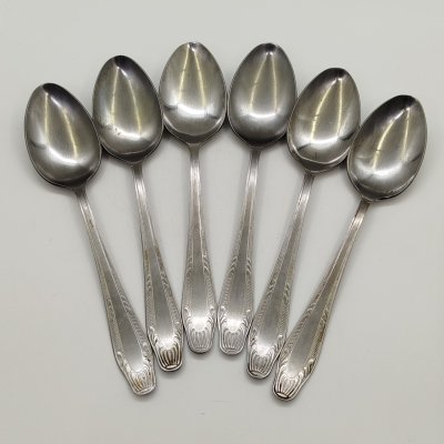 купить Набор из 6-ти столовых ложек, украшенных растительным декором, Нытвенский металлургический завод, нержавеющая сталь, СССР, 1960-1980 гг.