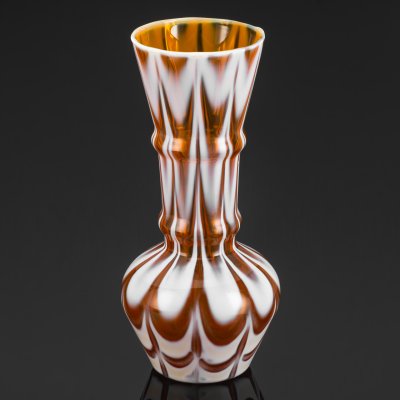 купить Ваза, стекло, сульфидно-цинковое, гутная техника, Стекольный завод «Красный май», СССР, 1960-1980 гг.