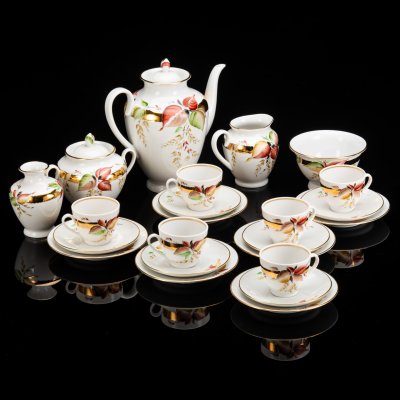 купить Сервиз кофейный "Сентябрь" на 6 персон, 23 предмета, в оригинальной коробке, фарфор, роспись, золочение, Ленинградский фарфоровый завод (ЛФЗ), Российская Федерация, 2002-2006 гг.