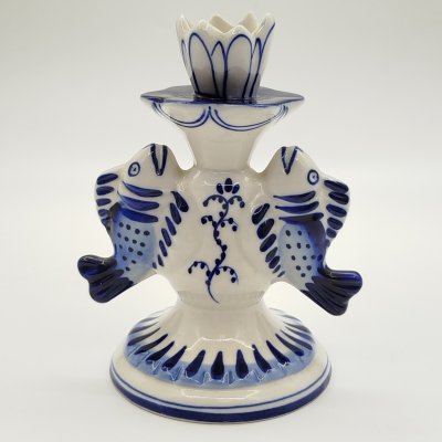 купить Подсвечник для одной свечи "Рыбы", фарфор, роспись, Объединение «Гжель», СССР, 1986-1991 гг.