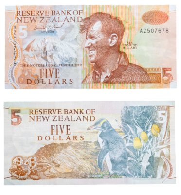 купить Новая Зеландия 5 долларов 1992 года (Pick 177a)