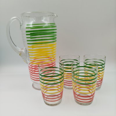 купить Набор для прохладительных напитков (кувшин и четыре стакана) с декором в виде зелено-желто-красных полос, стекло, обводка, СССР, 1960-1990 гг.