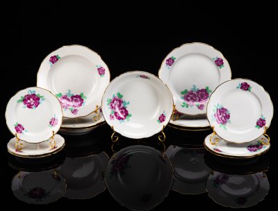 купить Набор обеденный с цветочным декором на 3 персоны (13 предметов), фарфор, деколь, золочение, Дулевский фарфоровый завод (Дулёво), СССР, 1968-1991 гг.