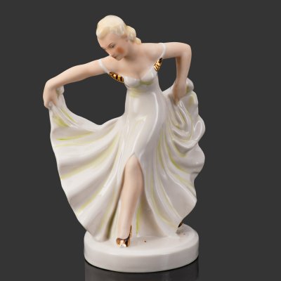 купить Статуэтка "Танцовщица", фарфор, роспись, золочение, Gräfenthal (Графенталь), ГДР, 1972-1990 гг.