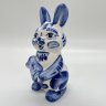 Купить Статуэтка "Зайчик с морковкой", Гжель, фарфор, роспись, Россия, 1991-2010 гг.