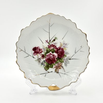 купить Тарелка с изображением букета, фарфор, деколь, золочение, Западная Европа, 1960-1980 гг.