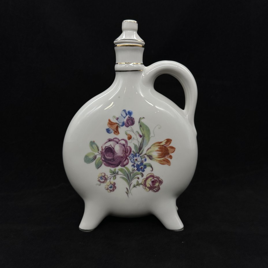 Шкоф (куманец) "Мейсенский букет", фарфор, деколь, золочение ...